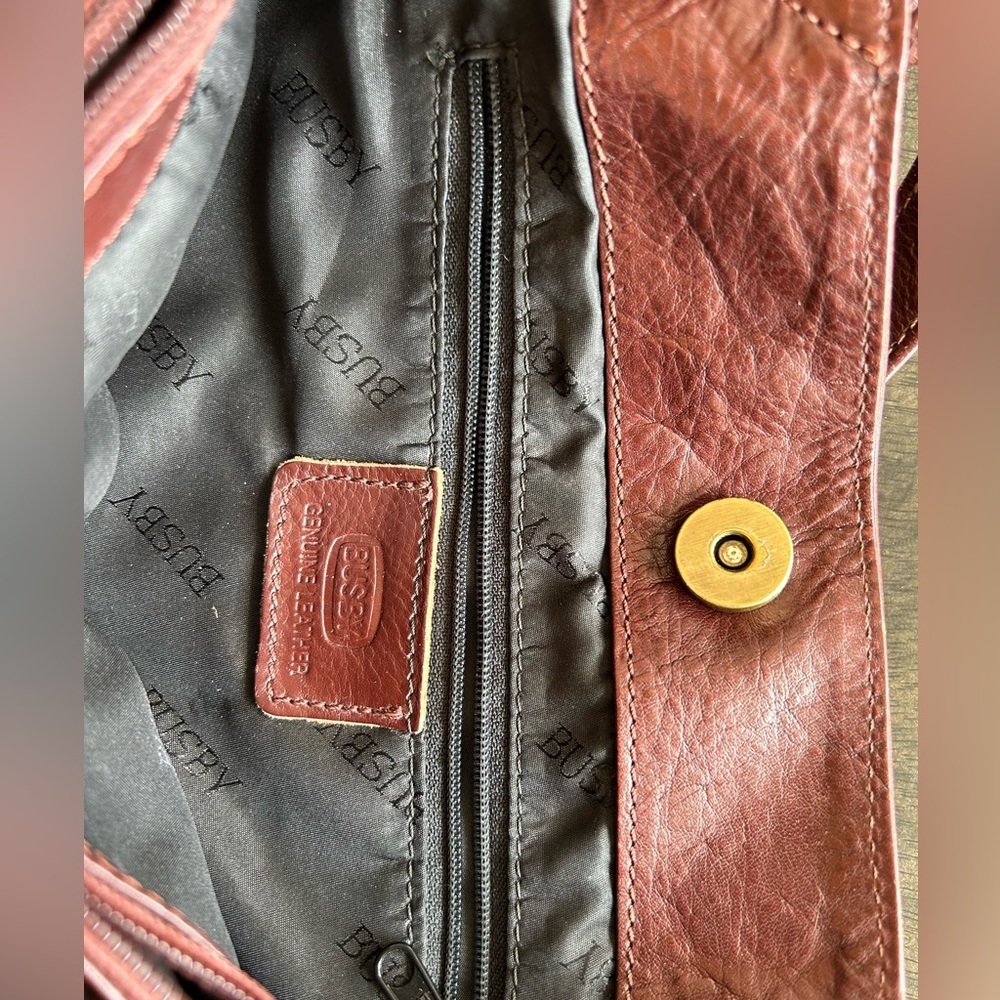 Authentic VINTAGE BUSBY & FOX Leather Purse - Picture 4 of 8